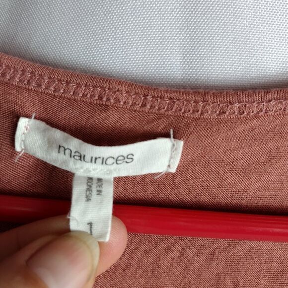 Maurices lace tank top - Picture 3 of 6